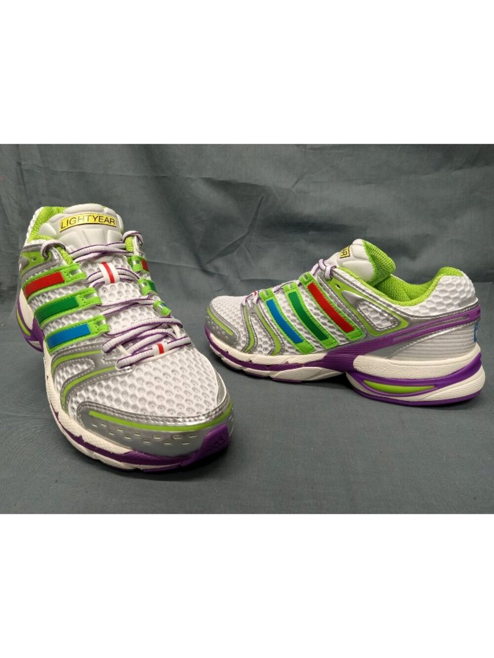 Adidas Adistar Control 5 J Toy Story White Slime Silver Boys Size 5 NEW NO BOX!